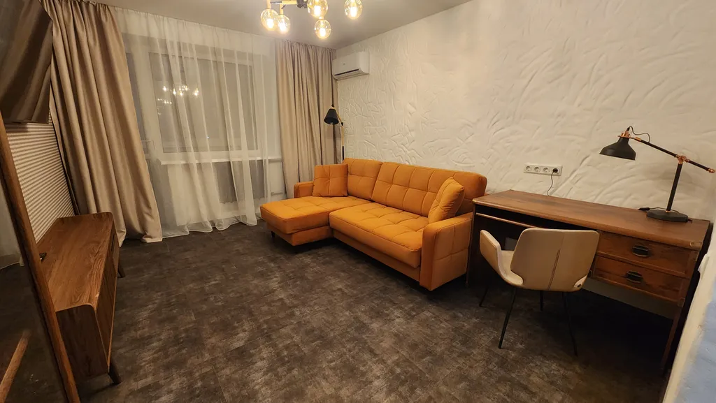 Уютная дизайнерская квартира, водяной фильтр для питьевой воды и прочее