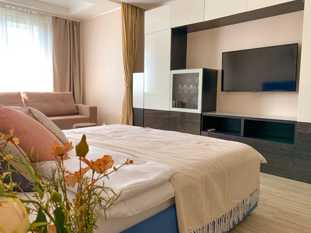 Свободна на ваши даты! Чистая и уютная однушка. Приезжайте в гости!