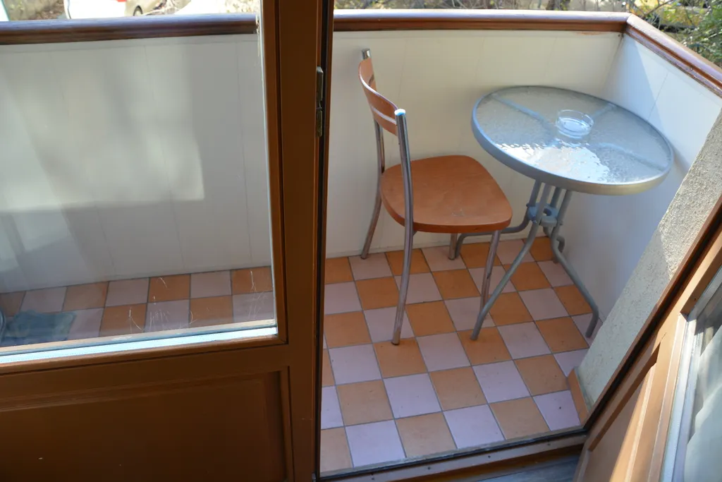 Квартира на набережной