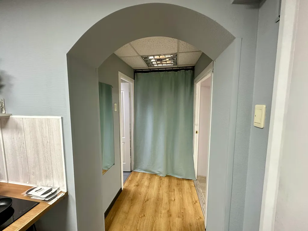 Большая квартира в самом центре города с видом на Власьевский сад