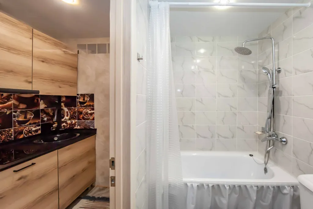 Уютная новая студия с садом на москольце