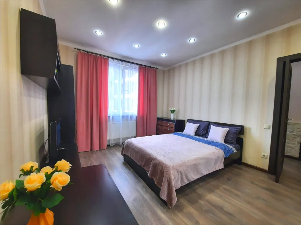 Рядом с метро Новокосино