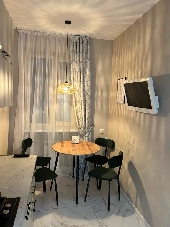 Красивая квартира с прекрасным ремонтом в самом центре города