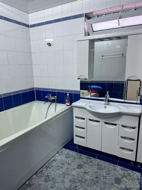 Коттедж Двухкомнатный дом с бассейном на территории — Анапа