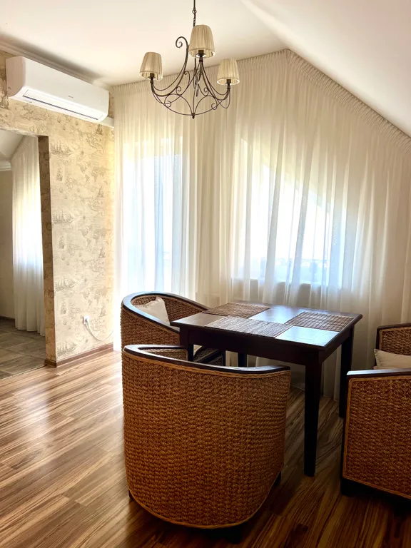 Квартира для двоих возле парка и моря