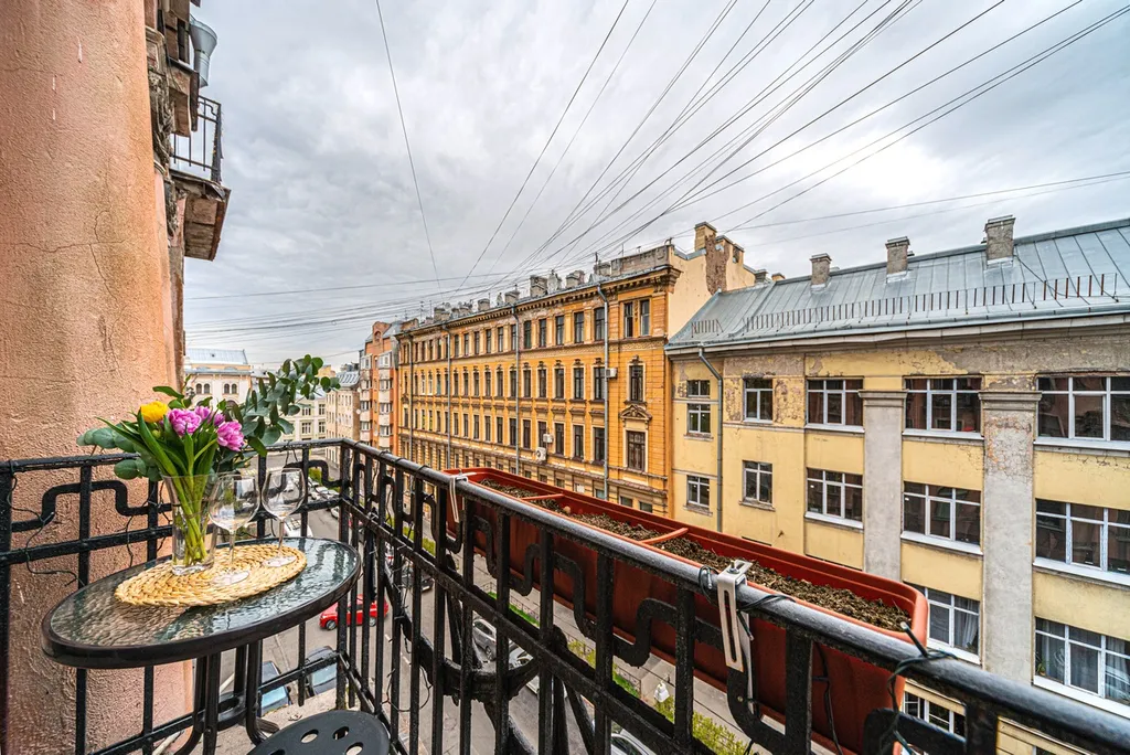 Квартира Квартира Уютная студия с балконом в центре — Санкт-Петербург