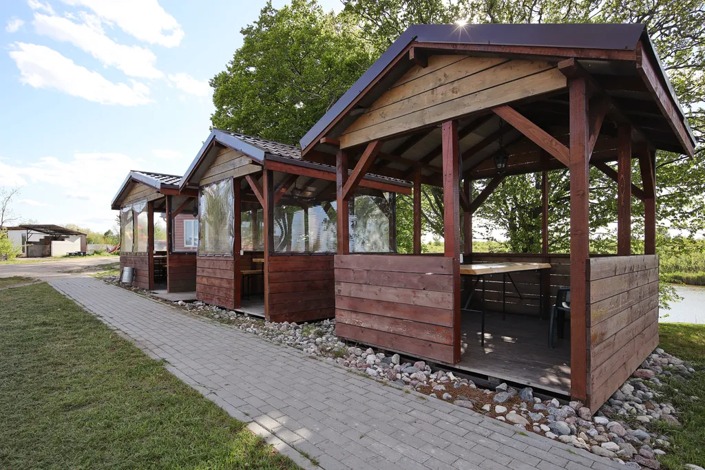 Коттедж Домик номер 1 Нивенские Озера — Калининград