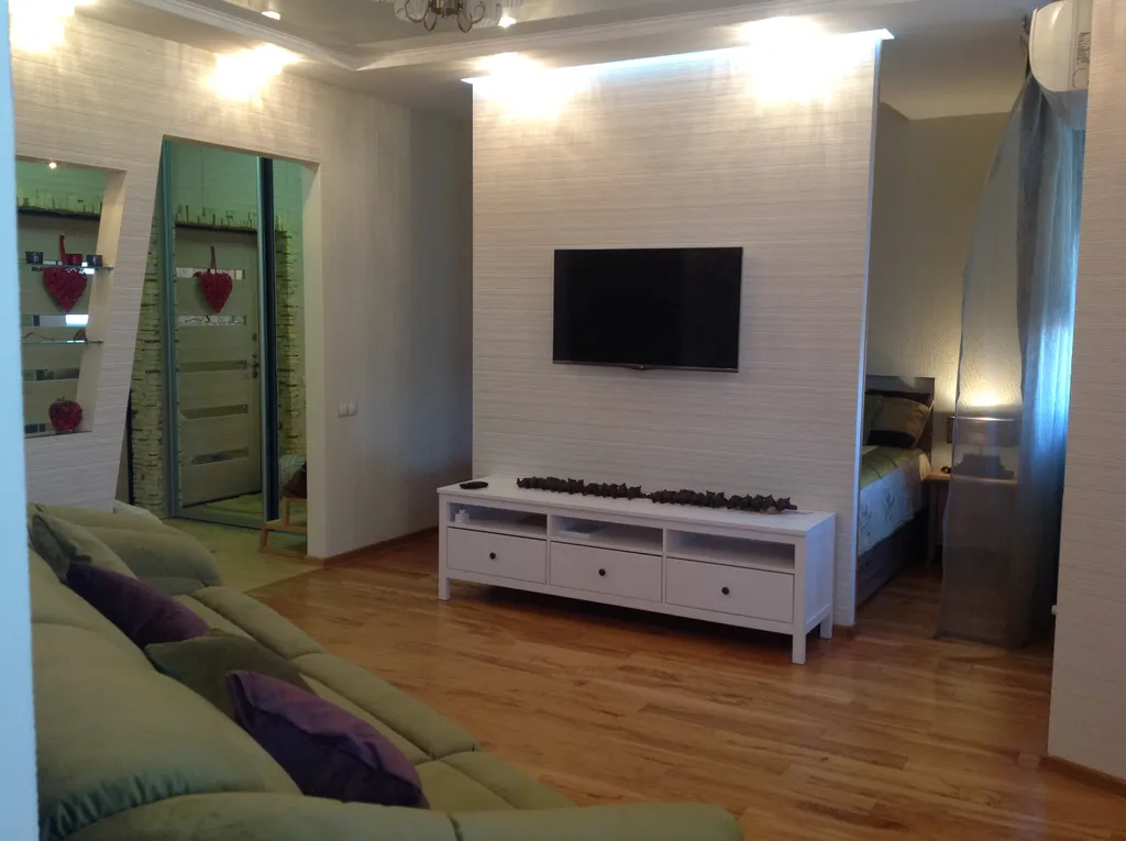 Дизайнерская квартира с видом на море и горы