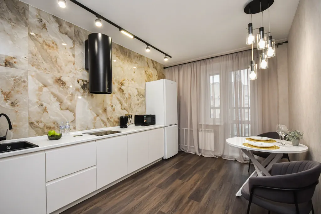 Комфортная современная квартира в центре Взлетки