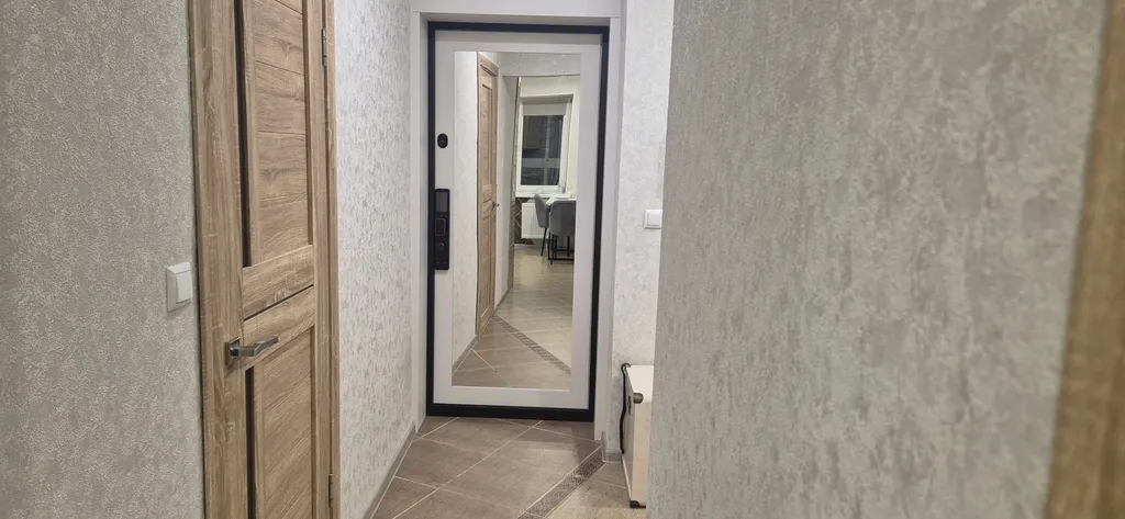 Уютная квартира в центре города с видом на колесо обозрения