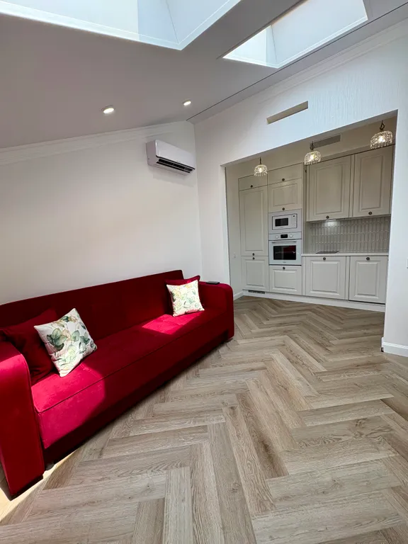 Новая квартира с балконом