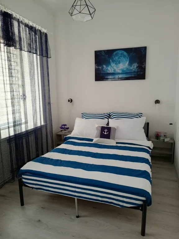 Квартира Квартира Кусочек моря в столетнем доме — Севастополь