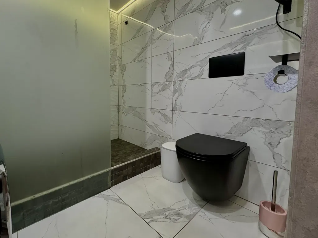 Двухуровневый апартамент в самом сердце Красной Поляны с видом на горы