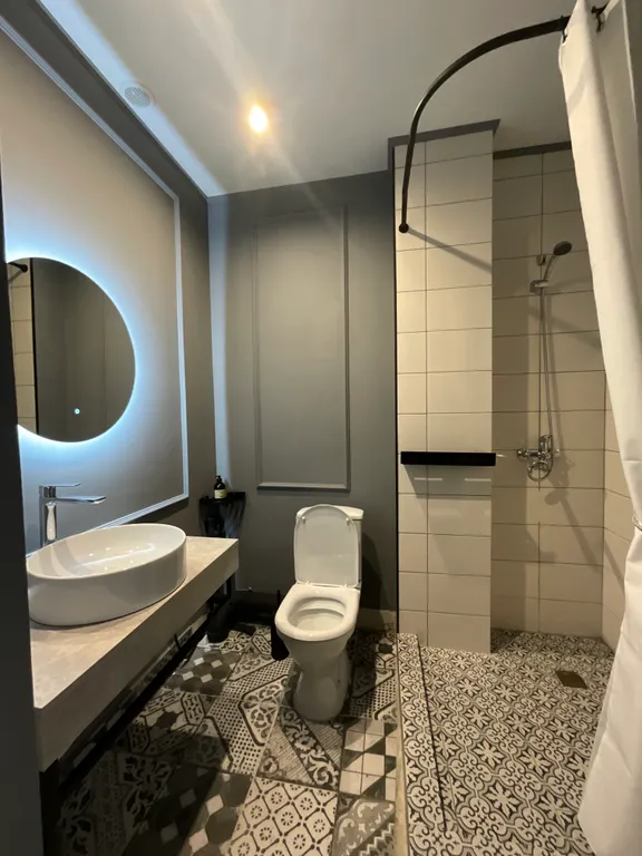 Комфортный просторный номер для семейной пары с детьми