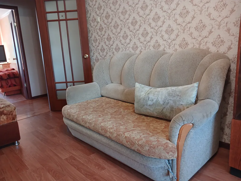 Многоместная комфортная квартира с балконом