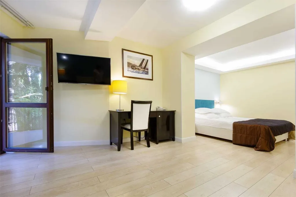 Квартира в Парк - отеле ПОРТО МАРЕ.
Номер Фемели с кухней А122.