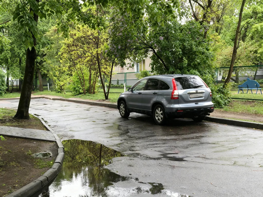 Стильная светлая квартира у Комаровского рынка