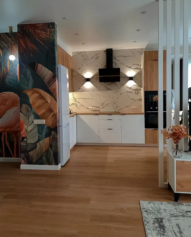 Уютная евродвушка в центре — до 4 гостей, Wi‑Fi, закрытая парковка.