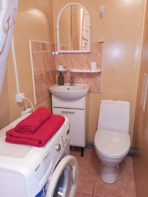 Студия-эконом на Заре