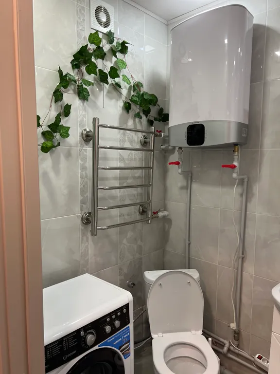 Стильная двухкомнатная квартира в центре города на 2 этаже