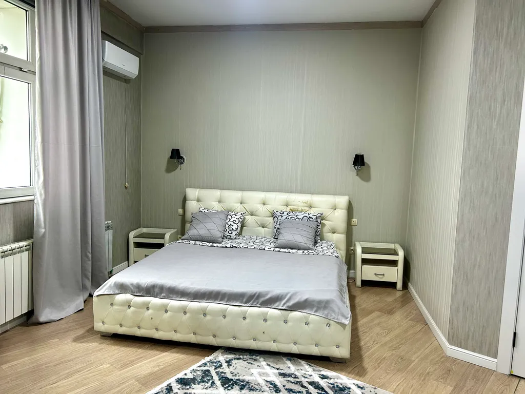 4-комнатная Квартира