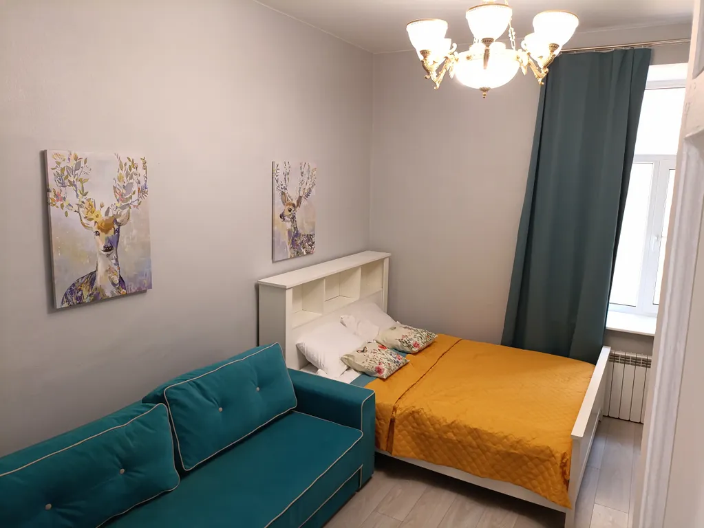 Трехкомнатная у Невского