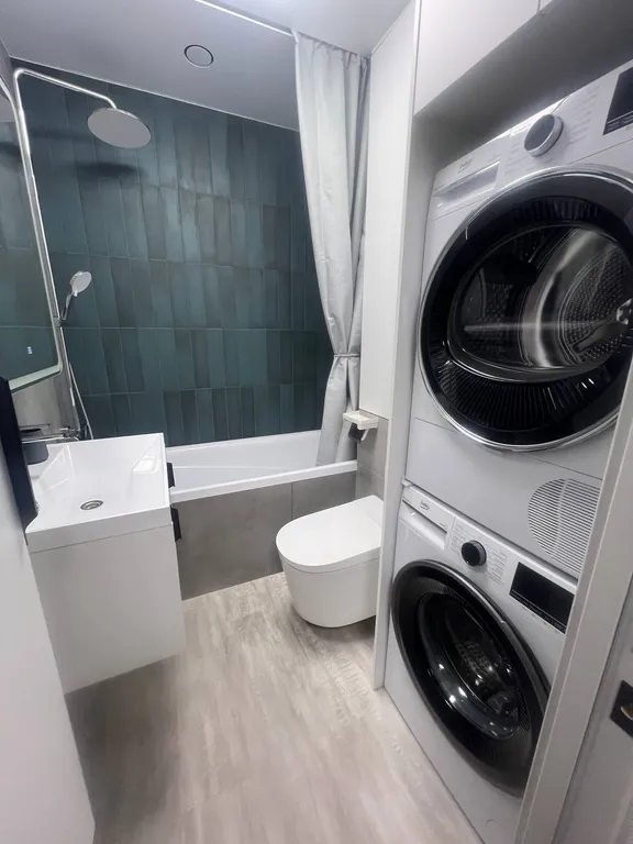 Двухкомнатные апартаменты около Нагорного парка