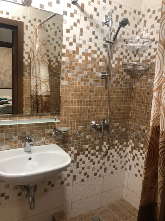 Квартира Квартира Комфортный двухкомнатный полулюкс с балконами — Геленджик