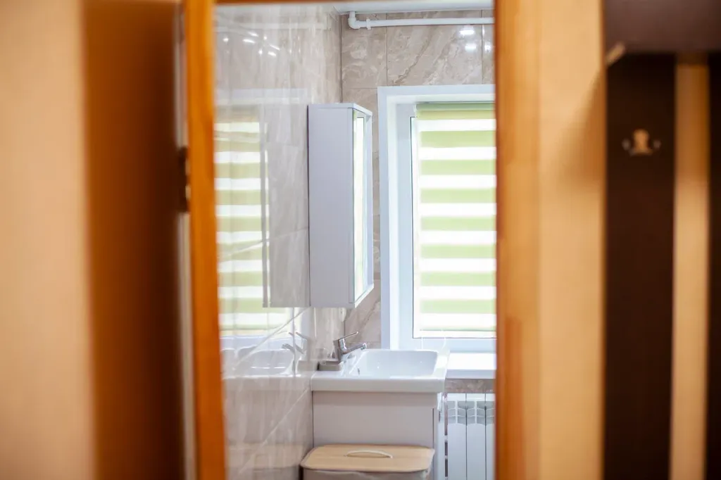 Домик четырёхместный с беседкой и мангалом