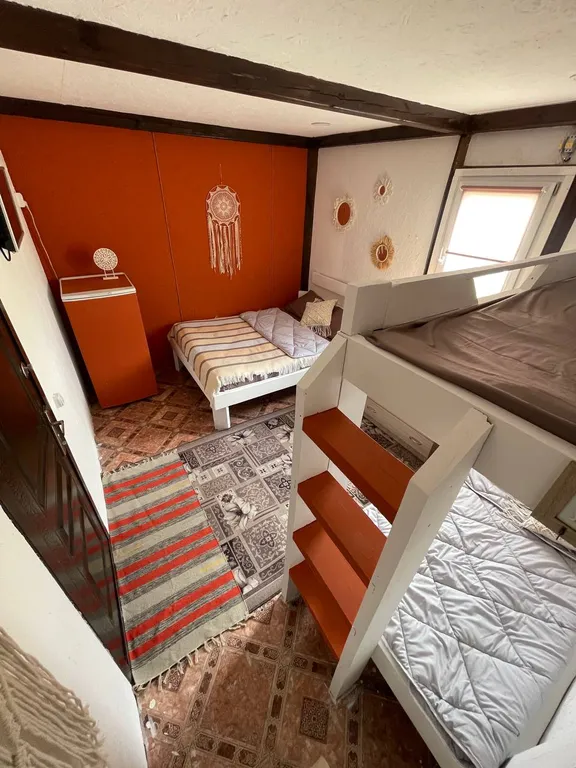 Летний четырехместный домик с верандой