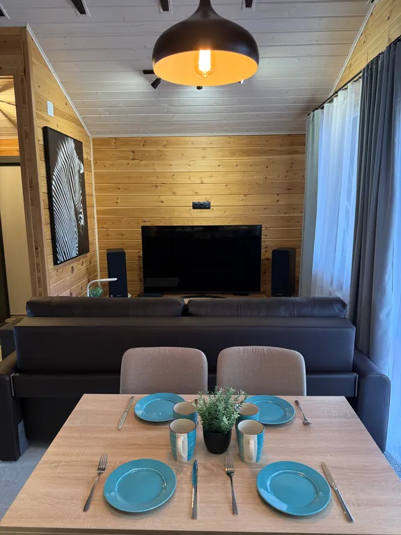 Одноэтажный двухкомнатный дом БарнХаус в черте города