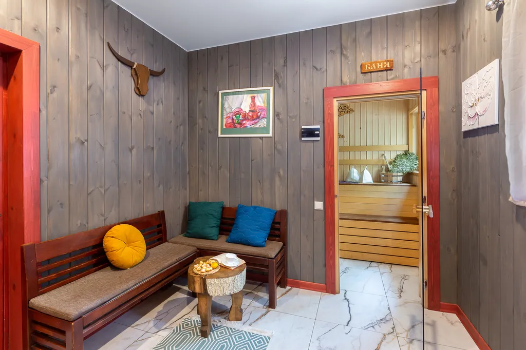 Коттедж Дом в лесном участке у реки с баней и горячей купелью фурако — Логиново