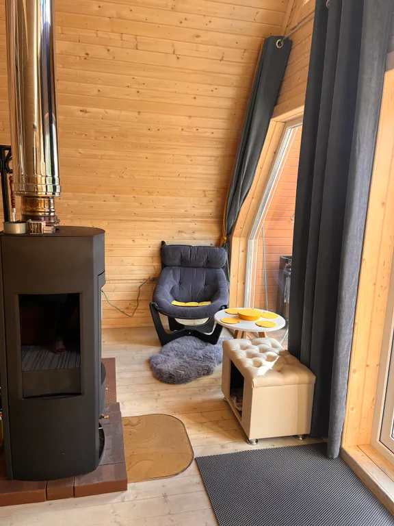 Домик а-фрейм на участке 10 соток