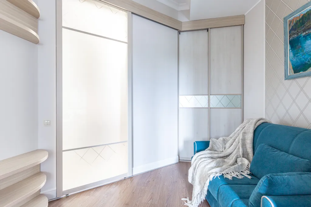 Просторная квартира с балконом и видом на море в ЖК Посейдон