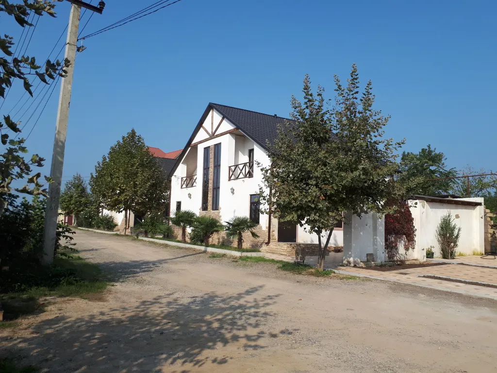 Первый коттедж — аренда посуточно в Дербент