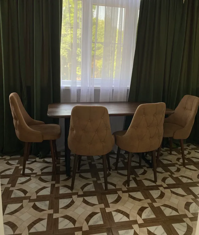 Квартира Комфортная 3-комнатная квартира на берегу песчаного пляжа — Сухум