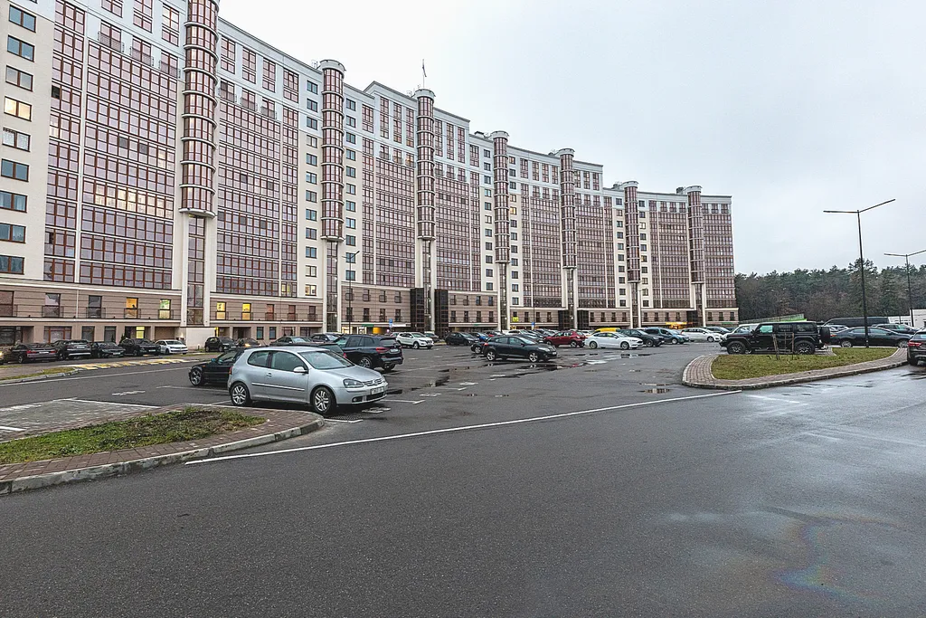 Квартира Престижные апартаменты в центре, возле метро Парк Челюскинцев. — Минск