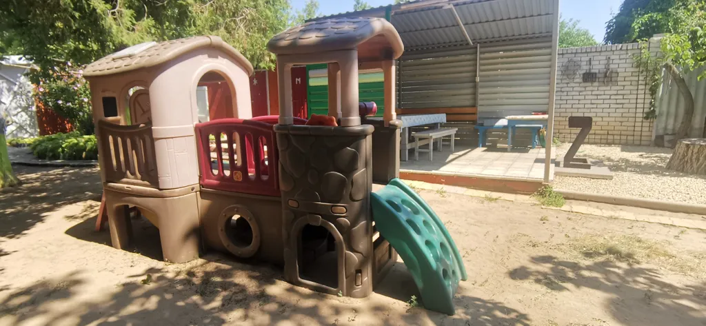 Коттедж 2-комнатный Дом — Кучугуры