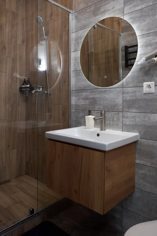 Студия с дизайнерским ремонтом