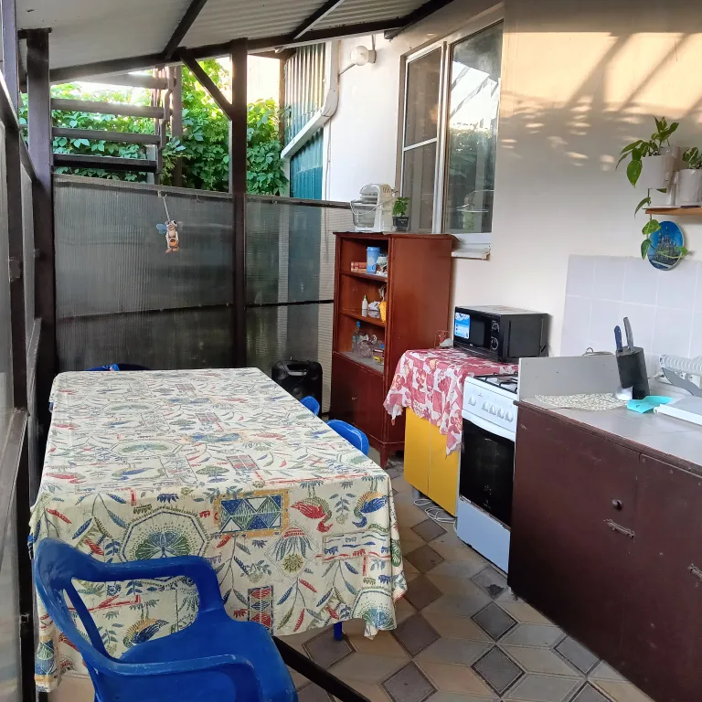 Трёхместный номер с отдельными кроватями и саузлом