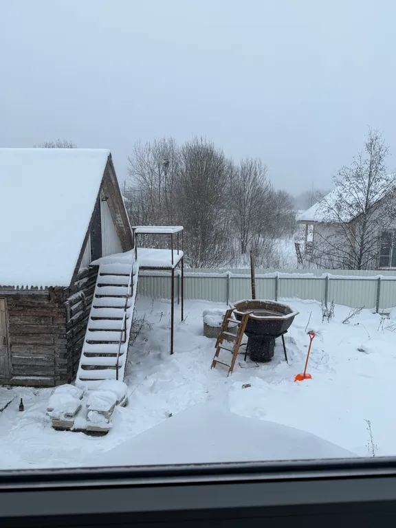 Уютный дом с пятью спальнями на берегу водохранилища