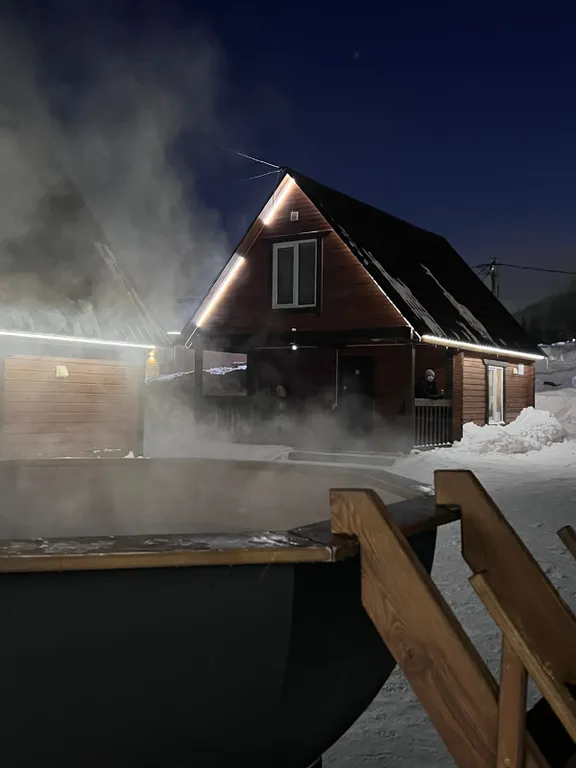 Жилой дом с баней