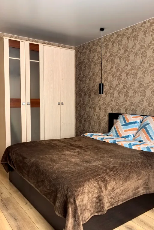 Уютная двухкомнатная квартира с дизайнерским ремонтом