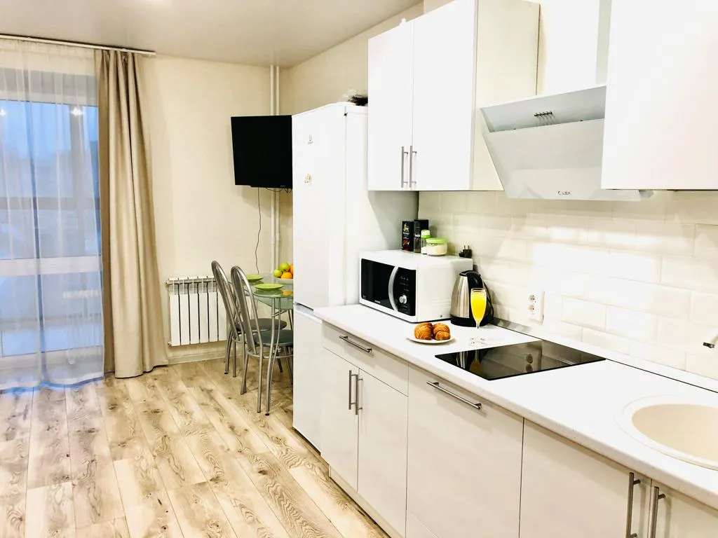 Уютная квартира-студия с панорамными окнами