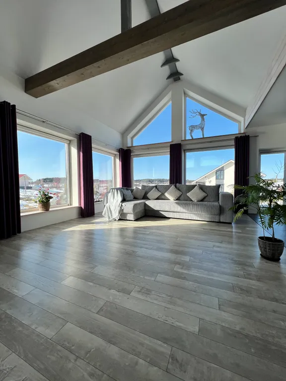 Дом у озера