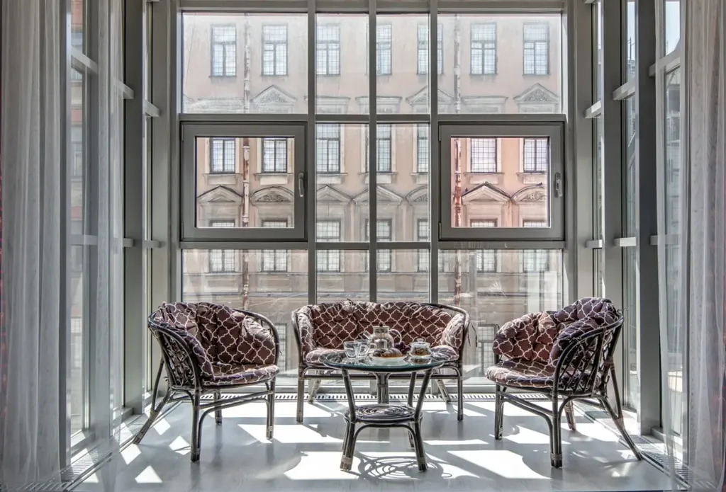 Дизайнерская двухуровневая квартира на Невском