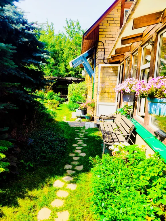 Коттедж Удивительный дом в центре, первый этаж целиком, мангал — Казань