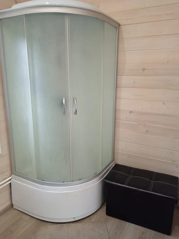 Частный дом в тихом месте в черте города