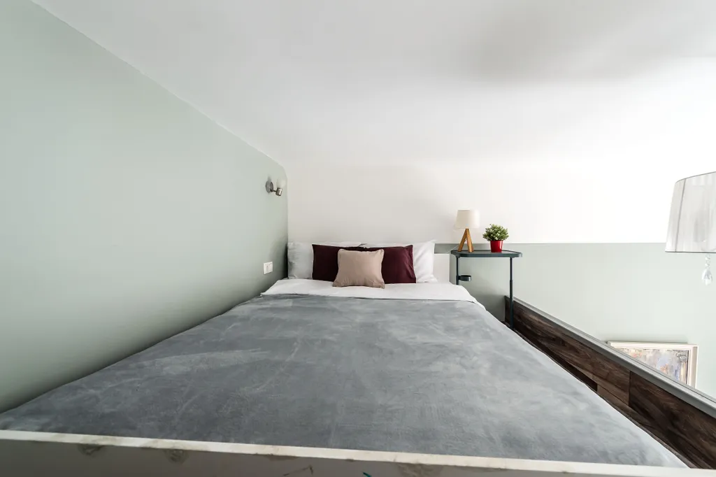 ApartMe около Английской набережной