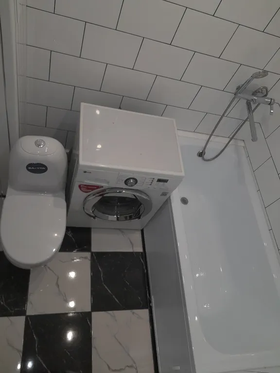 Еврооднушка в лучшем месте города